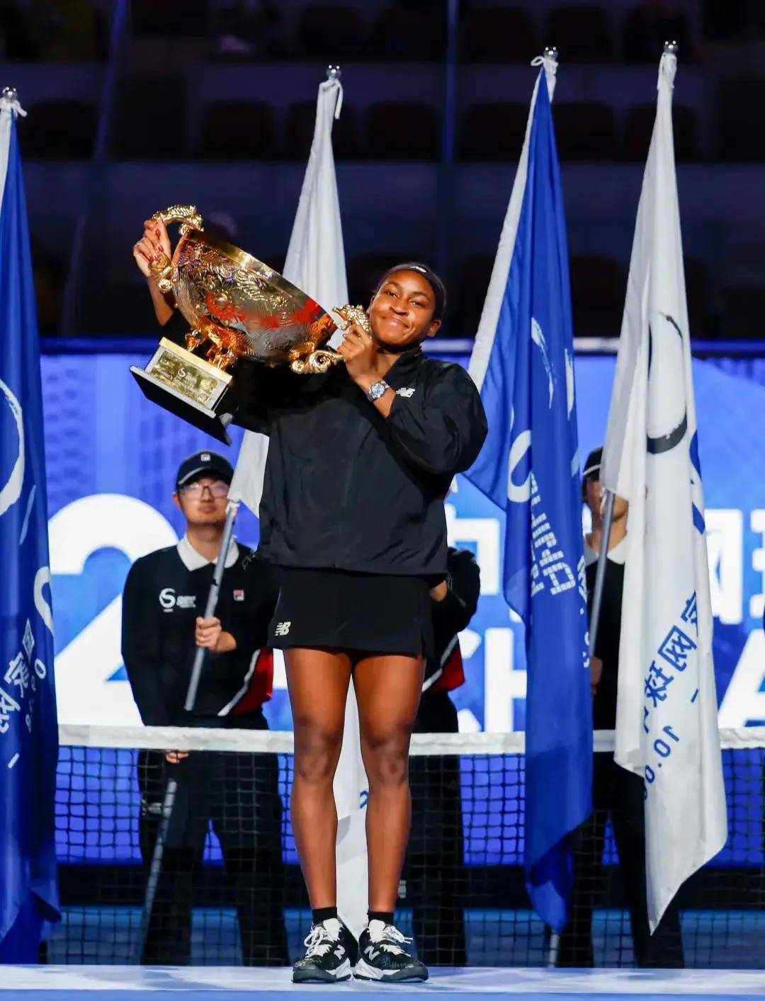 队员之间的 队员之间的